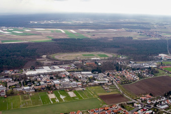 Luftbild von Am Kleinwald in Herxheim bei Landau im Bundesland Rheinland-Pfalz, Deutschland