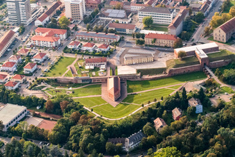 Stadtpark Fronte Lamotte in Germersheim im Bundesland Rheinland-Pfalz, Deutschland aus der Luft