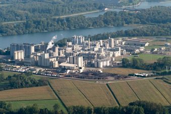 Beinheim, Industrie im Bundesland Bas-Rhin, Frankreich aus der Vogelperspektive