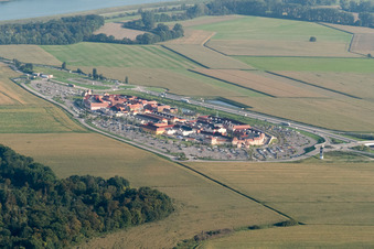 Luftaufnahme von Roppenheim, Outlet Center im Bundesland Bas-Rhin, Frankreich