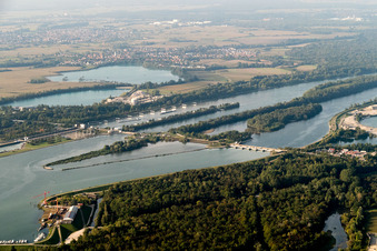 Luftbild von Freistett, Schleuse bei Gambsheim in Rheinau im Bundesland Baden-Württemberg, Deutschland
