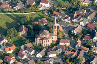 Kirchengebäude in Rheinbischofsheim in Rheinau im Bundesland Baden-Württemberg, Deutschland