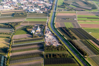 Betonwerk Renchtal GmbH und Kläranlage in Oberkirch im Bundesland Baden-Württemberg, Deutschland