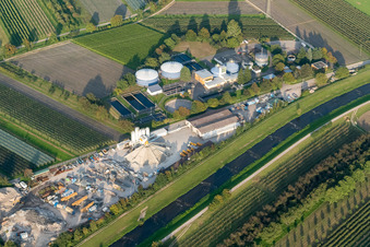 Betonwerk Renchtal GmbH & Co. KG am Klärwerk in Oberkirch im Bundesland Baden-Württemberg, Deutschland
