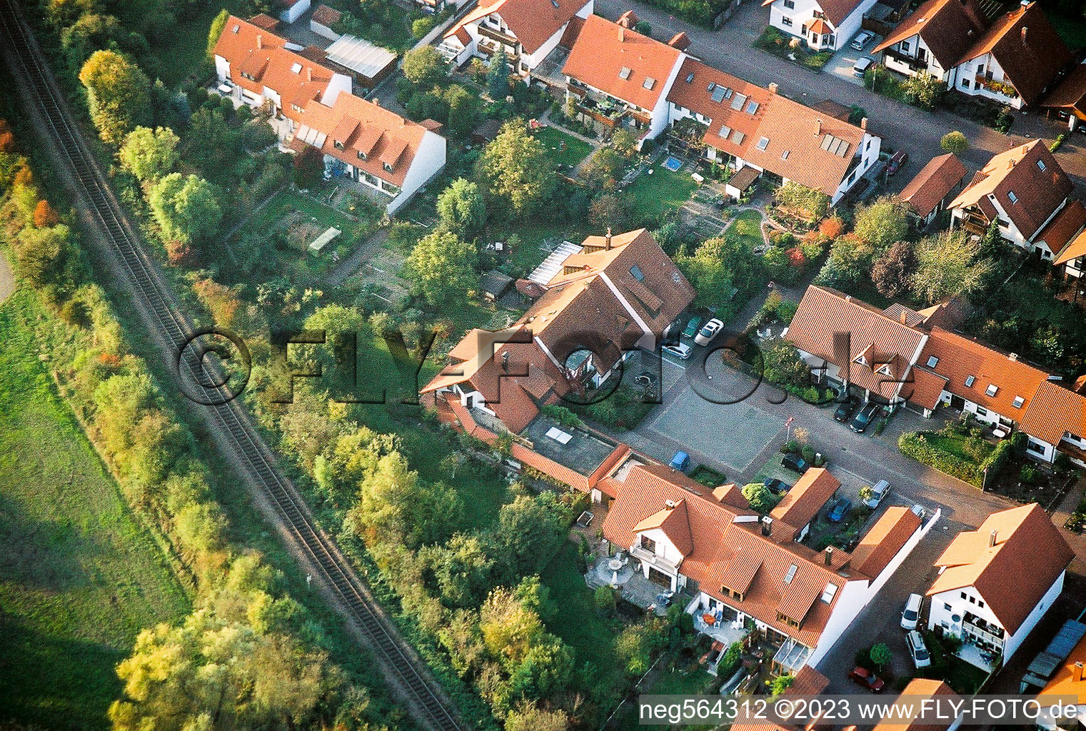Luftaufnahme von Kandel Im Mirabellengarten im Bundesland Rheinland-Pfalz, Deutschland