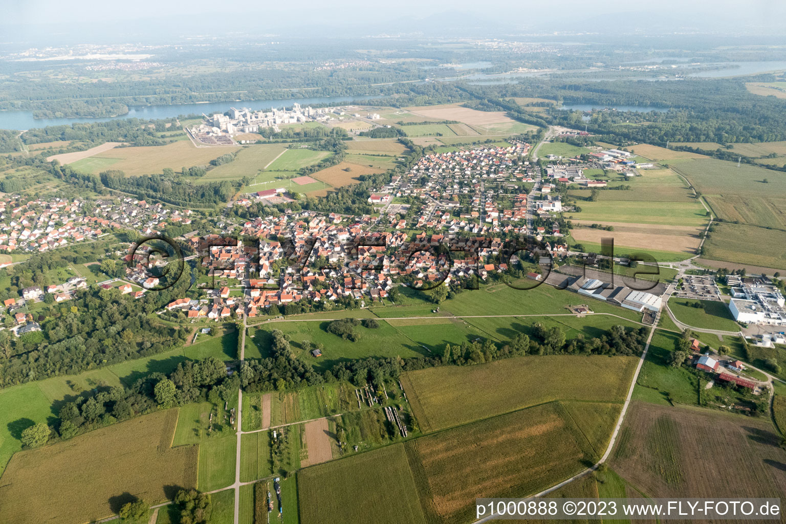 Beinheim im Bundesland Bas-Rhin, Frankreich aus der Vogelperspektive