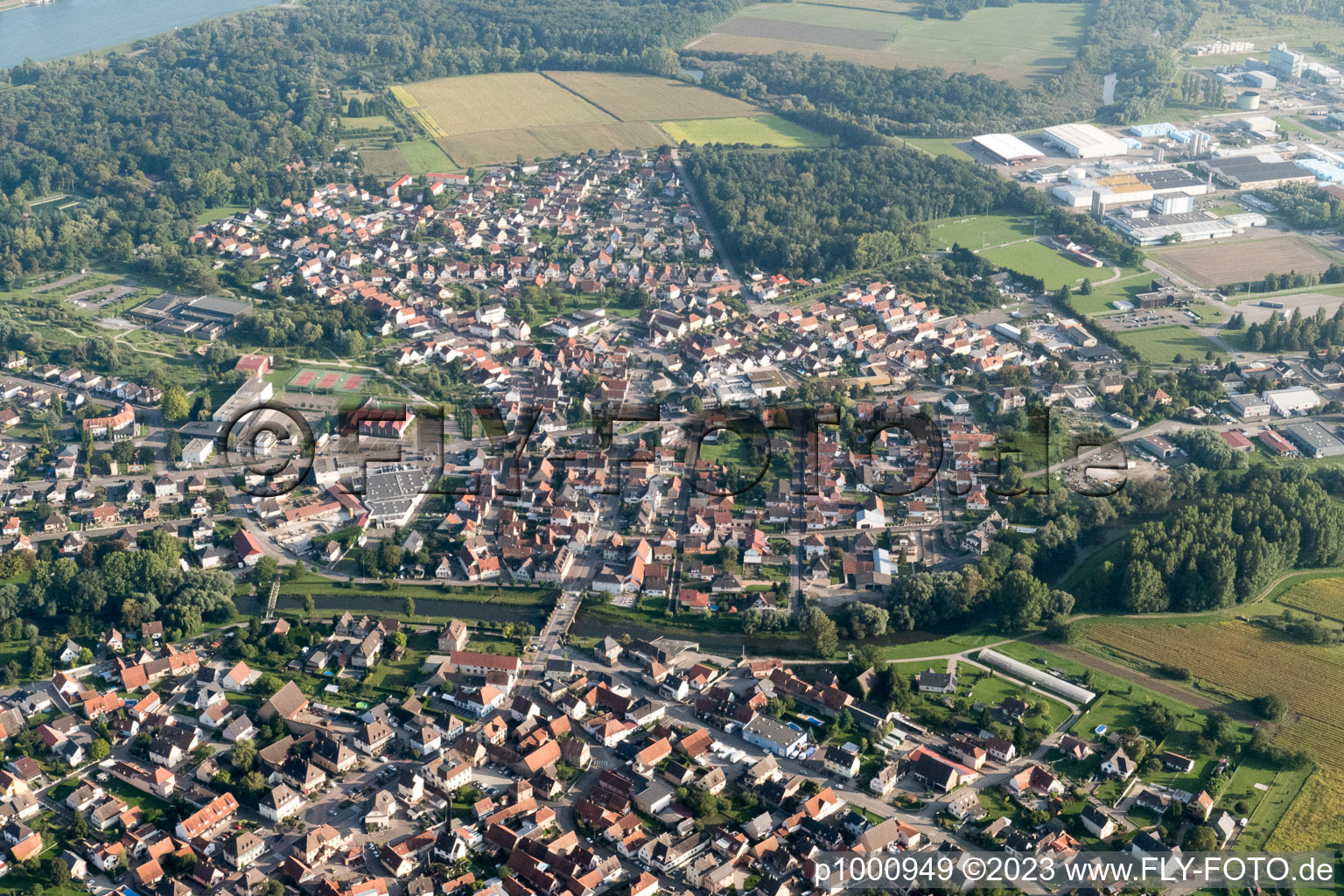 Drusenheim im Bundesland Bas-Rhin, Frankreich aus der Luft
