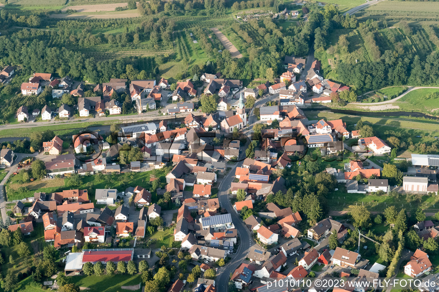 Luftbild von Erlacher Straße in Renchen im Bundesland Baden-Württemberg, Deutschland