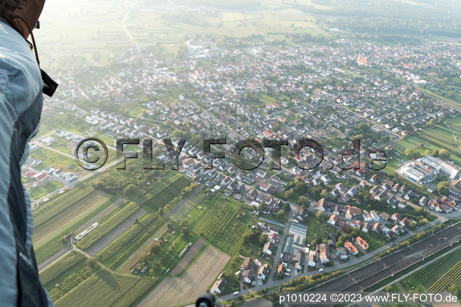Drohnenaufname von Ortsteil Urloffen in Appenweier im Bundesland Baden-Württemberg, Deutschland