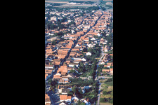 Kandel, Rheinstraße vom Ballon aus im Bundesland Rheinland-Pfalz, Deutschland