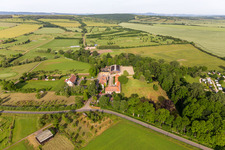 Gebäudekomplex der Hotelanlage Restaurant Hotel Taubennest in Mühlberg in Drei Gleichen im Bundesland Thüringen, Deutschland