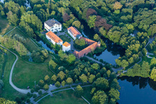 Uferbereiche am See- und Erholungsgebiet Pröbstingsee und Borkener Segelclub e.V. in Hoxfeld im Bundesland Nordrhein-Westfalen, Deutschland