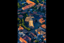 Luftaufnahme von St. Walburga im Ortsteil Ramsdorf in Velen im Bundesland Nordrhein-Westfalen, Deutschland