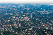 Luftbild von A40 im Ortsteil Kray in Essen im Bundesland Nordrhein-Westfalen, Deutschland