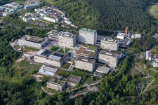 Schrägluftbild von Uni Tübingen im Bundesland Baden-Württemberg, Deutschland
