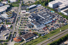 Autohandels- Gebäude des Autohauses Brunold in Reutlingen im Ortsteil Betzingen im Bundesland Baden-Württemberg, Deutschland
