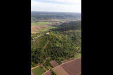 Kirchengebäude der Kapelle Wurmlinger Kapelle - St. Remigius Kapelle im Ortsteil Wurmlingen in Rottenburg am Neckar im Bundesland Baden-Württemberg, Deutschland