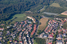 Gebäudekomplex der Hotelanlage Dorint Hotel Durbach/Schwarzwald im Ortsteil Unterweiler im Bundesland Baden-Württemberg, Deutschland