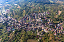 Schrägluftbild von Ortsteil Ebersweier in Durbach im Bundesland Baden-Württemberg, Deutschland