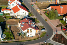 Neubaugebiet An den Tongruben in Rheinzabern im Bundesland Rheinland-Pfalz, Deutschland von einer Drohne aus