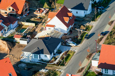 Drohnenbild von Neubaugebiet An den Tongruben in Rheinzabern im Bundesland Rheinland-Pfalz, Deutschland