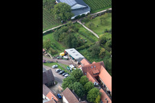 Ortsteil Heuchelheim in Heuchelheim-Klingen im Bundesland Rheinland-Pfalz, Deutschland vom Flugzeug aus