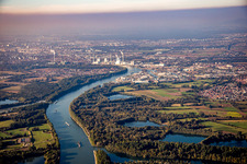 Luftbild von Ortsteil Rheinau in Mannheim im Bundesland Baden-Württemberg, Deutschland