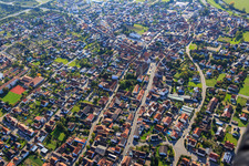 Kirche St. Kilian Hallstadt und Rathaus Hallstadt im Bundesland Bayern, Deutschland