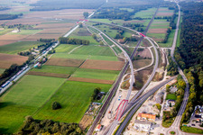 Baustelle zum Neubau- Viadukt des Bahn- Brückenbauwerk zur Streckenführung der Bahn- Gleise über den Marne-Rhein Kanal in Eckwersheim in Grand Est im Bundesland Bas-Rhin, Frankreich