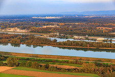 Rheinschleuse und EnBW Energie Baden-Württemberg AG, Rheinkraftwerk Iffezheim, Deutschland