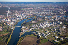 Luftaufnahme von Bonadieshafen, Friesenheimer Insel im Ortsteil Neckarstadt-West in Mannheim im Bundesland Baden-Württemberg, Deutschland