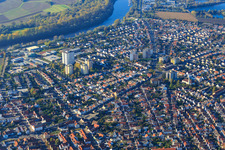Wormser Straße bis zum Althrein in Lampertheim im Bundesland Hessen, Deutschland