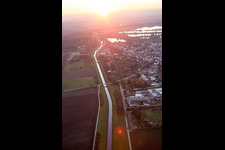Schrägluftbild von Biblis im Bundesland Hessen, Deutschland