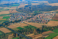 Dorfübersicht aus Südwesten in Kuhardt im Bundesland Rheinland-Pfalz, Deutschland