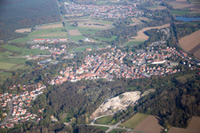 Lauterbourg im Bundesland Bas-Rhin, Frankreich von oben gesehen