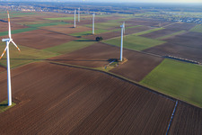 Minfelder Windpark im Bundesland Rheinland-Pfalz, Deutschland aus der Vogelperspektive
