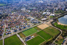 Luftbild von Berliner Ring mit Office Center Bensheim und Sportplatz von SSG Bensheim Hockey am   Badesee Bensheim | GGEW AG im Bundesland Hessen, Deutschland