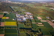 Industriegebiet Bruchwiesenstraße mit Hornbach Baumarkt vor Golfclub in Bornheim im Bundesland Rheinland-Pfalz, Deutschland