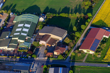 Gewerbegebiet Odenwalring mit   Tennishalle SKG Stockstadt in Stockstadt am Rhein im Bundesland Hessen, Deutschland