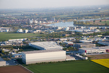 Industrie- und Gewerbegebiet NO mit Grieshaber Logistic Group AG in Biebesheim am Rhein im Bundesland Hessen, Deutschland