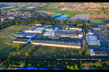 Luftbild von Intersnack Deutschland SE Werk Alsbach aus Westen im Ortsteil Sandwiese in Alsbach-Hähnlein im Bundesland Hessen