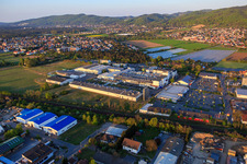 Luftaufnahme von Intersnack Deutschland SE Werk Alsbach aus Westen im Ortsteil Sandwiese in Alsbach-Hähnlein im Bundesland Hessen