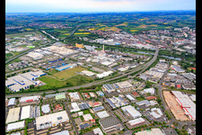 Luftbild von Industriegebiet Hafen West mit SKF GmbH Werk 3, ZF Friedrichshafen Werk Süd und  GKS in Schweinfurt im Bundesland Bayern, Deutschland