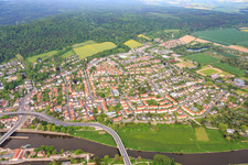 B83 und Stadtteil Westlich der Uferstr in Hameln im Bundesland Niedersachsen, Deutschland
