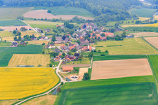 Dorfansicht aus Norden im Ortsteil Meiborssen in Vahlbruch im Bundesland Niedersachsen, Deutschland