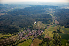 Luftbild von Ortsteil Häfnerhaslach in Sachsenheim im Bundesland Baden-Württemberg, Deutschland