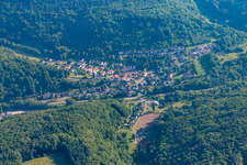 Waldhambach von Süden im Bundesland Rheinland-Pfalz, Deutschland