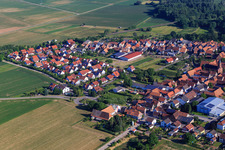 An d. Bahn in Steinweiler im Bundesland Rheinland-Pfalz, Deutschland