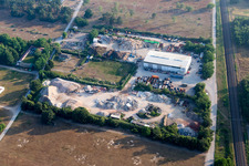 Gelände der Müll- und Recycling- Sortieranlage von ALBA in Waghäusel im Ortsteil Wiesental im Bundesland Baden-Württemberg, Deutschland