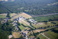 Chambord im Bundesland Loir-et-Cher, Frankreich aus der Luft